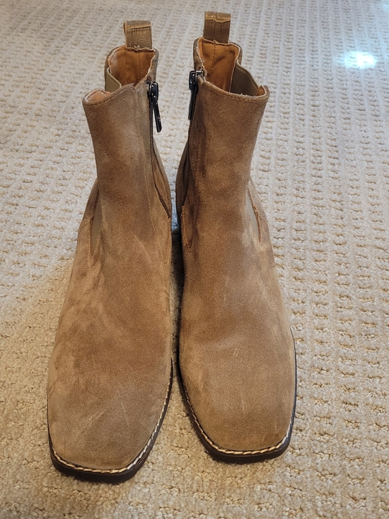 Donald J. Pliner Shoes - Donald J Pliner Suede Chelsea Boots - Tan - Size 7M Women's